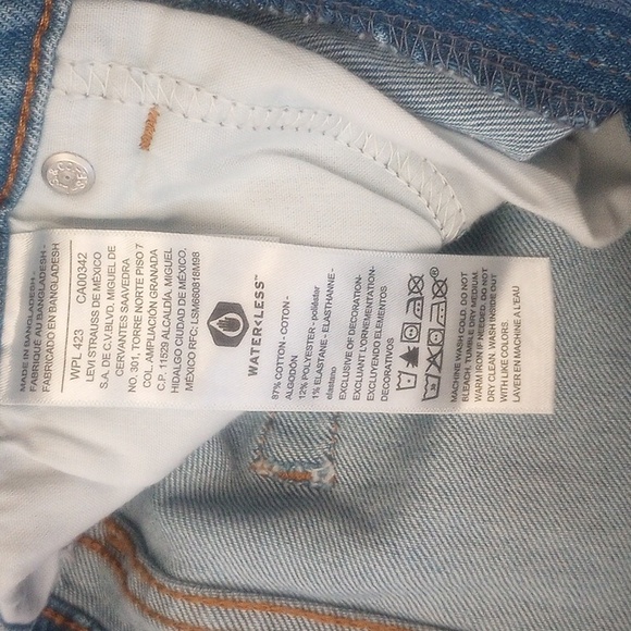 NWT Denizen from Levi's Boyfriend Jeans - Picture 5 of 5